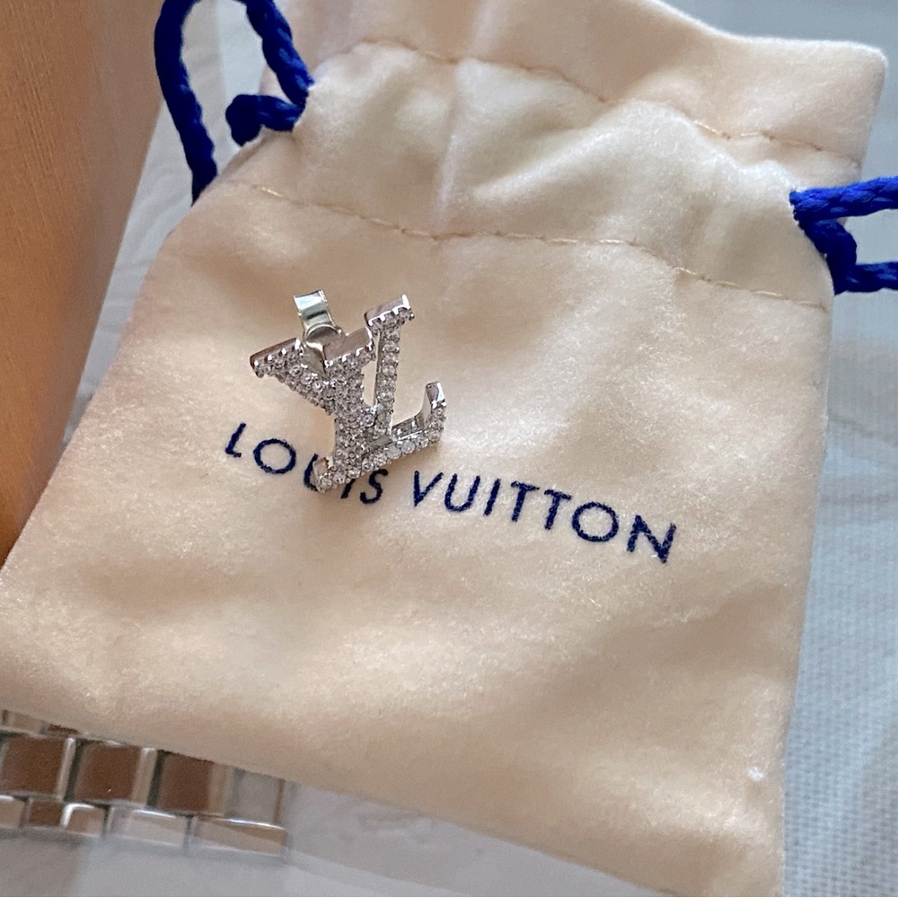 Louis Vuitton Silver Earring